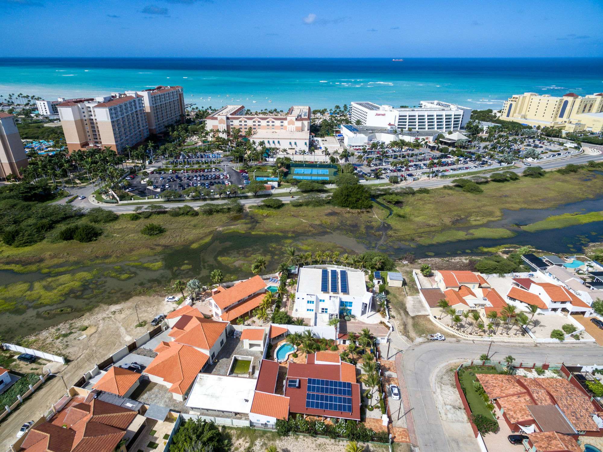 Cas Elizabeth Hotell Palm Beach Exteriör bild